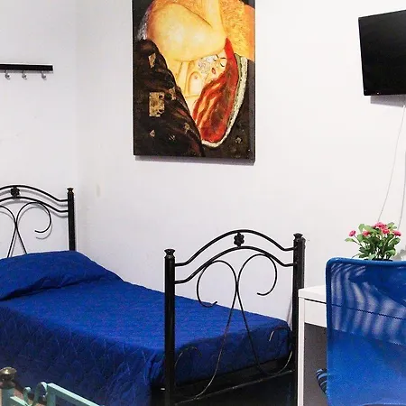 فندق مبيت وإفطار Tra L'etna E Il Mare