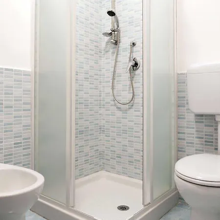 فندق مبيت وإفطار Tra L'etna E Il Mare كاتانيا