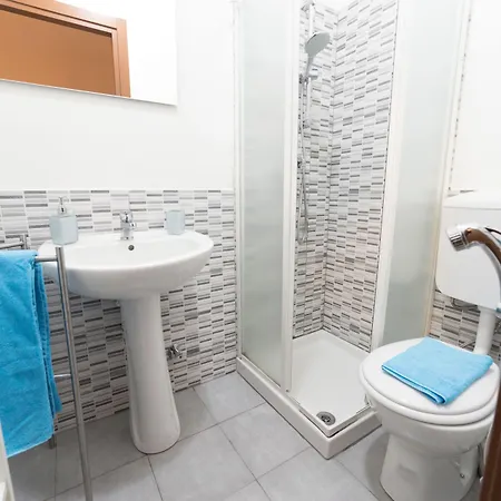 Tra L'etna E Il Mare Bed & Breakfast 3*