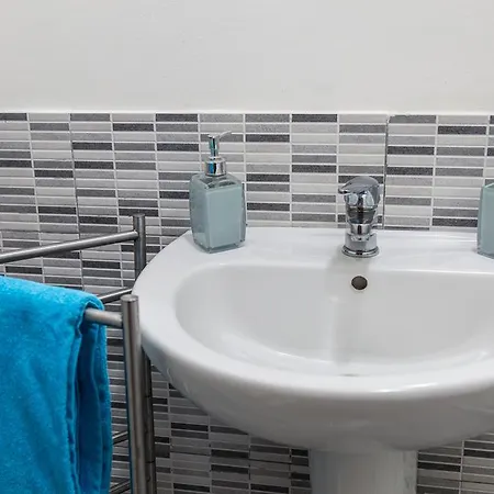 Tra L'etna E Il Mare Bed & Breakfast Catania