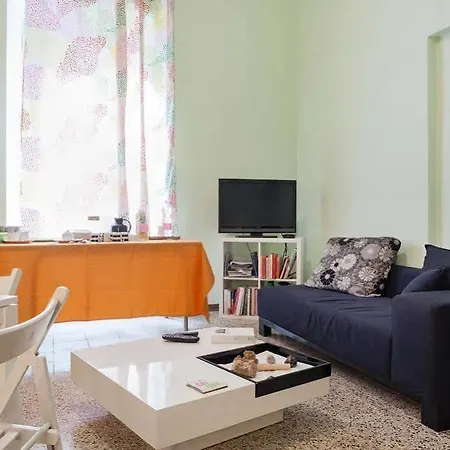 فندق مبيت وإفطار Tra L'etna E Il Mare 3*