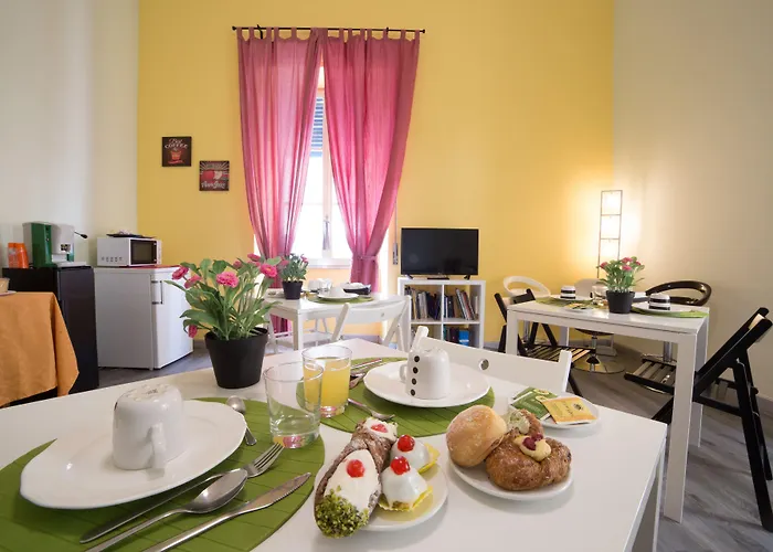 Tra L'etna E Il Mare Bed and Breakfast