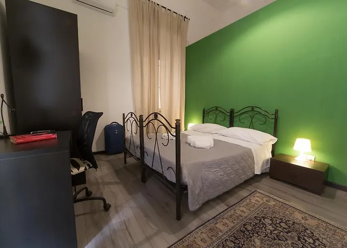 Bed and Breakfast Tra L'etna E Il Mare Κατάνια