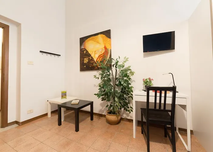 Bed and Breakfast Tra L'etna E Il Mare 3*