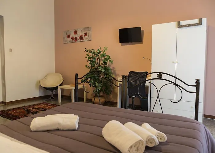Tra L'etna E Il Mare Bed and Breakfast Κατάνια