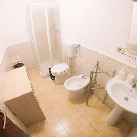 Oda ve Kahvaltı Tra L'etna E Il Mare 3*