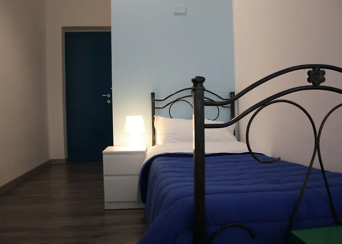 Couette-café Tra L'etna E Il Mare 3*